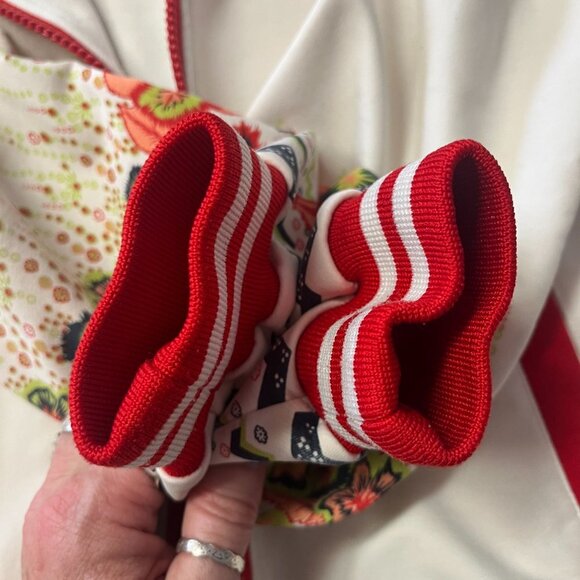 Satin White & Red Zip Up Hooded Jacket - Picture 7 of 12